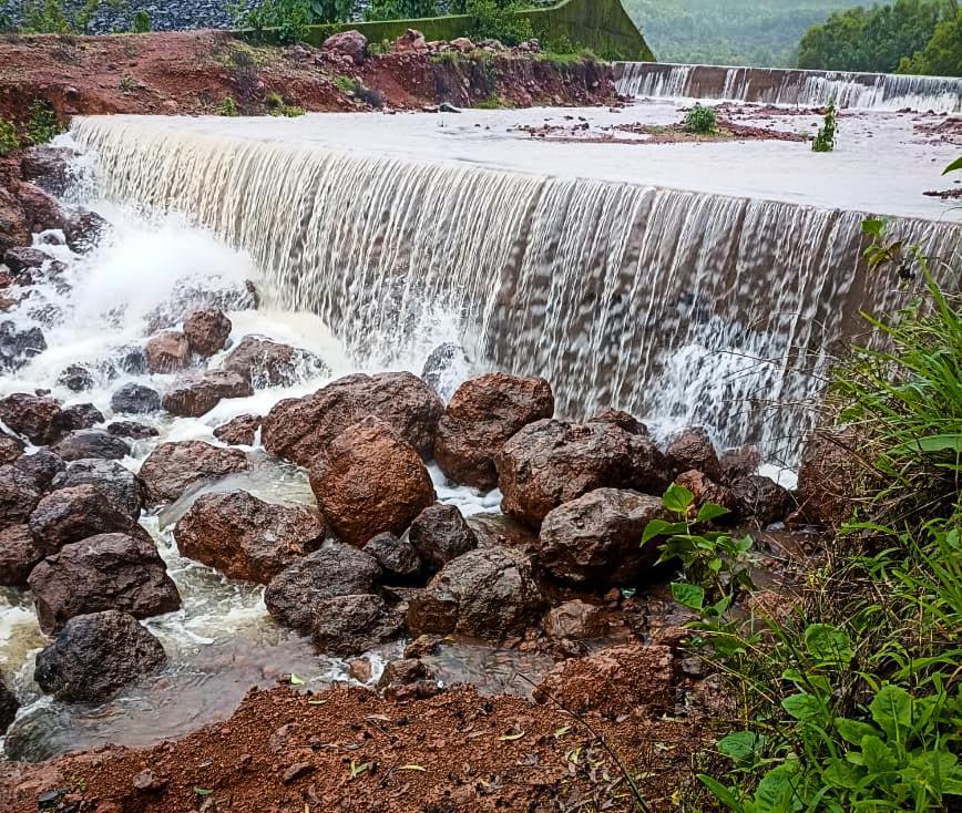 Chalobahills Farmstay Resort Ajra Ngoại thất bức ảnh