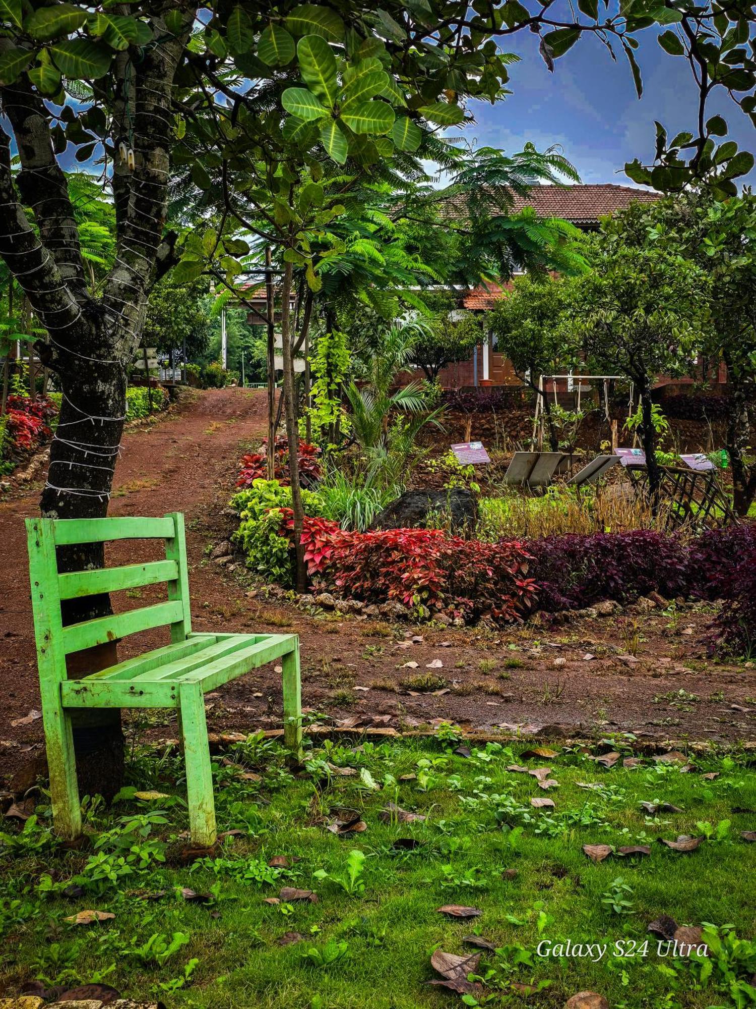 Chalobahills Farmstay Resort Ajra Ngoại thất bức ảnh